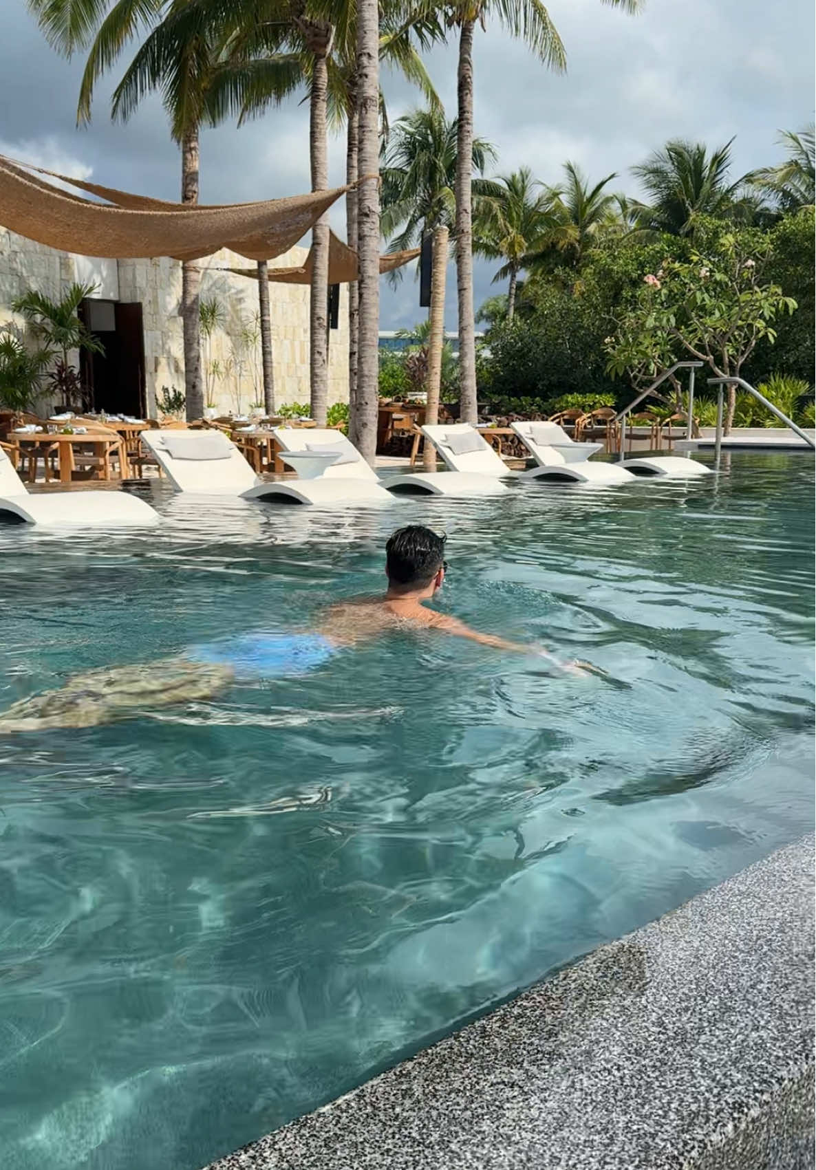 No anxiety on vacation! #stregis #stregiskanai #rivieramaya #cancun #playadelcarmen #mexico #travel #besthotel #hotel #vacation #honeymoon #weddingdestination #luxuryvacation #beach #traveltiktok #traveltok #luxurytravel #travelagent #fyp #foryoupage   DM @luxetravelvacations on Instagram or TikTok to book your next vacation!