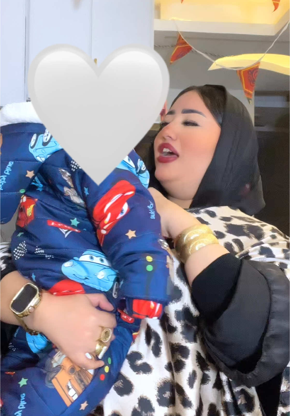 دا انا اخدمك برموش عيني 🥹❤️