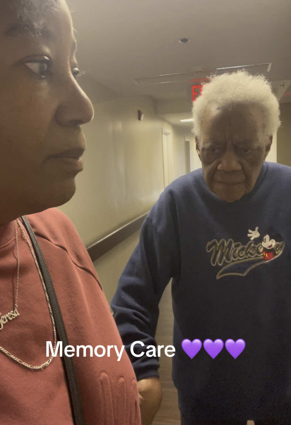 Mom didn’t feel like walking much this visit. #alzheimerssucks💜 #alzheimersawareness #takingcareofmom #caregiverlife #caregiver #ilovemymom #dementia #walking #keepingmommobile #keepingactive 