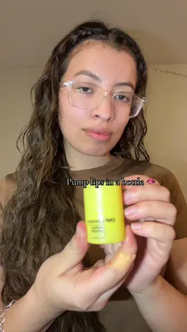 Lmao I remember getting bullied in middle school for having dry lips WHOS LAUGHING NOW ☝🏼😛 #fyp #nolipfiller #xyzbca #evejuarex #cnp #lipbalm 