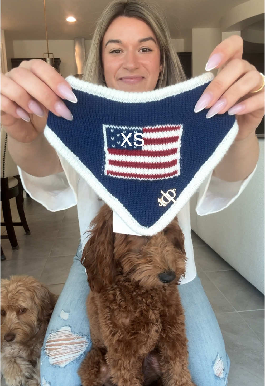 our sizes on miss duffie 😌🇺🇸 #dogaccessories #dogbandanas 