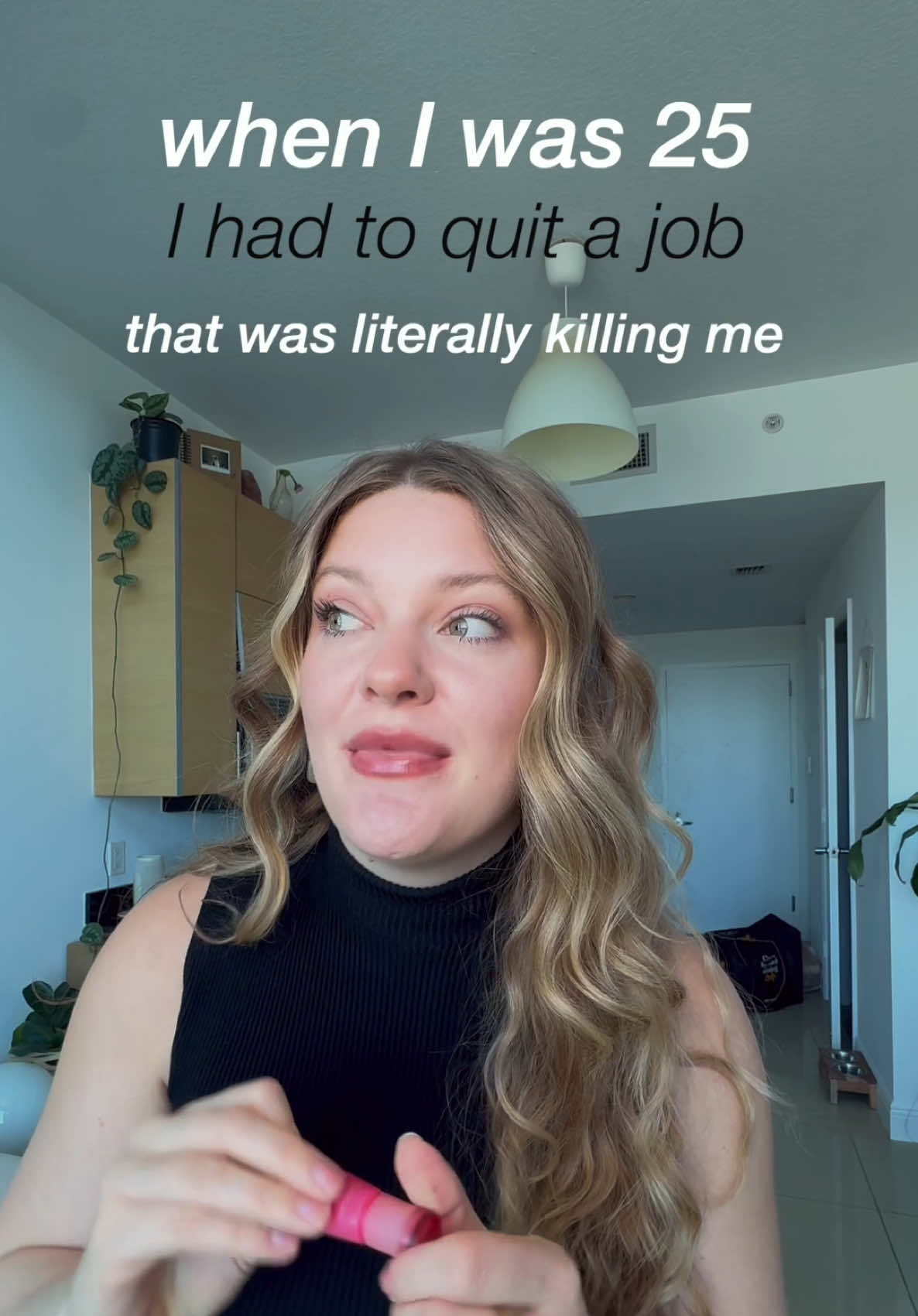 the pep talk my 25 year old self needed. frankly, no money is worth your mental health babes. you and your creativity and your cute litto brain are worth $12345926 an hour - and are they paying you that?? that’s what I thought #advicetomyyoungerself #worklifebalance #burnout #grwm #LifeAdvice #selfhelp #selfdevelopment 