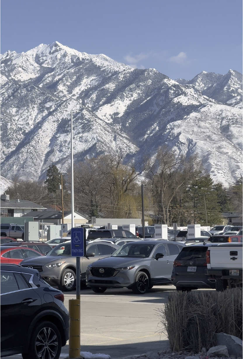 Gorgeous Wasatch Mountains in Salt Lake City - taken from gym parking lot #mountains #wasatchmountains #utah #artistgregarbutine #gregarbutine #view #views #magnificent #travel #vacation 