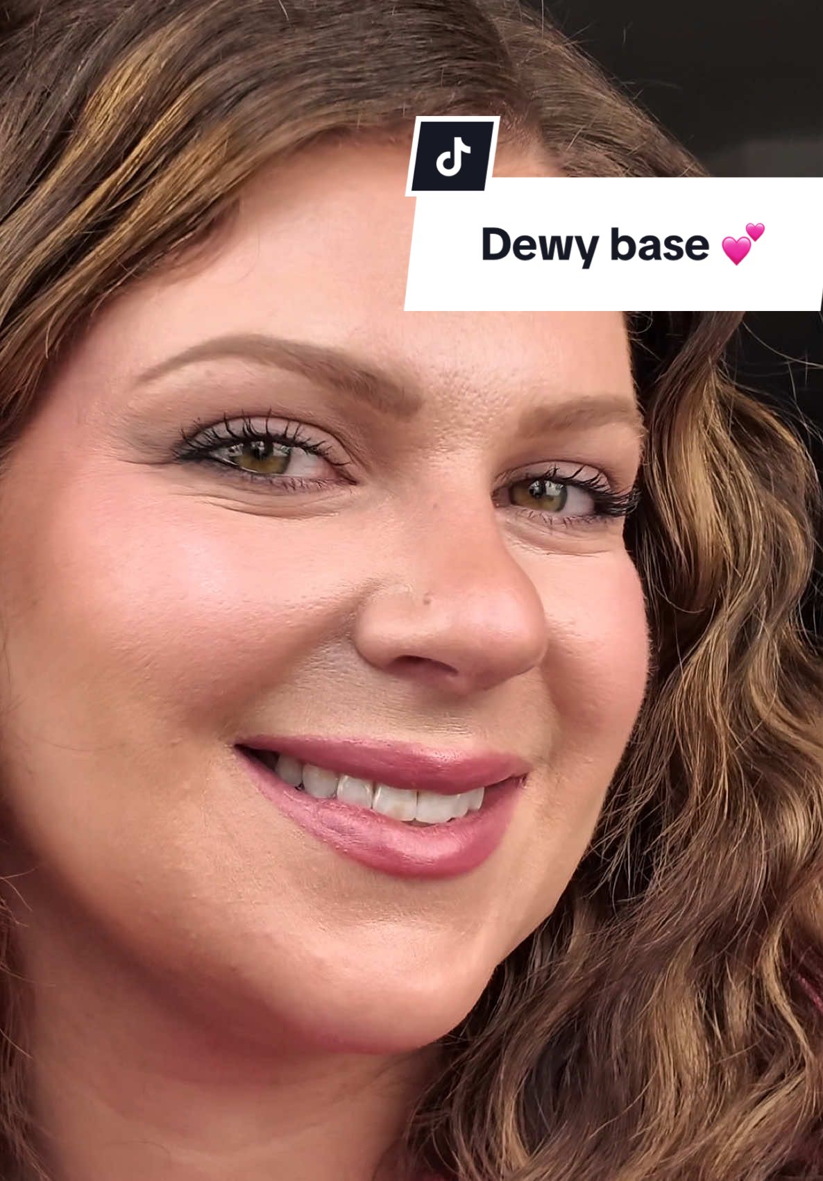 Love a #dewybase ✨ #dewyfoundation #dewymakeup 