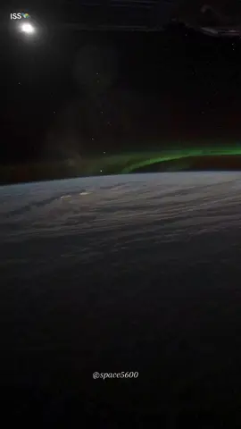 ISS see ohhh beautiful #ISS #space5600 #foryou #foryoupage #viraltiktok #viralvideo #whotofollow #100million #capcut #tiktok #moon #500k #zoom #space #sun #whattowhatch? #star #ISS #space5600 
