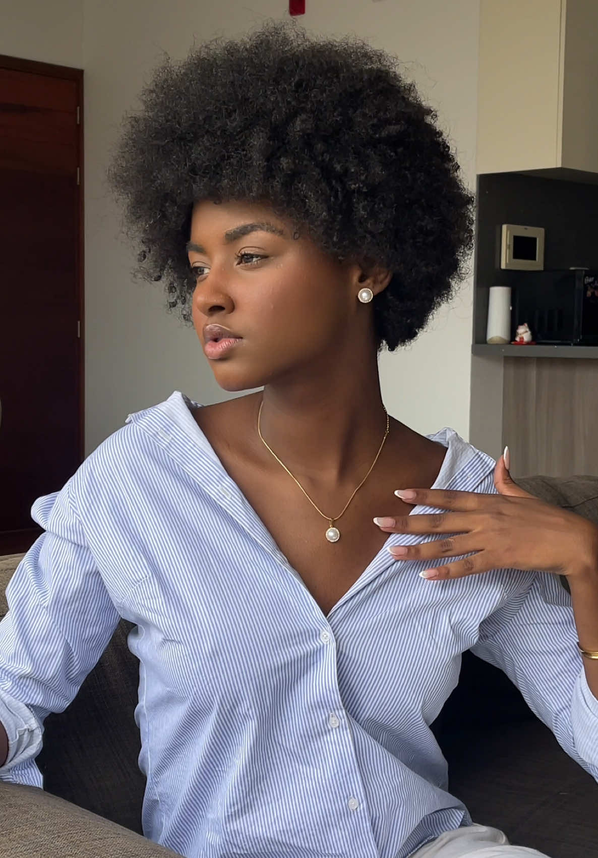 En el Día de la Mujer, brilla con luz propia Celebramos la fuerza, la elegancia y el brillo único que cada una lleva dentro. Ilumina tu camino con joyas que reflejen tu esencia. ¡Brilla hoy y siempre! @Bohoo jewelry 