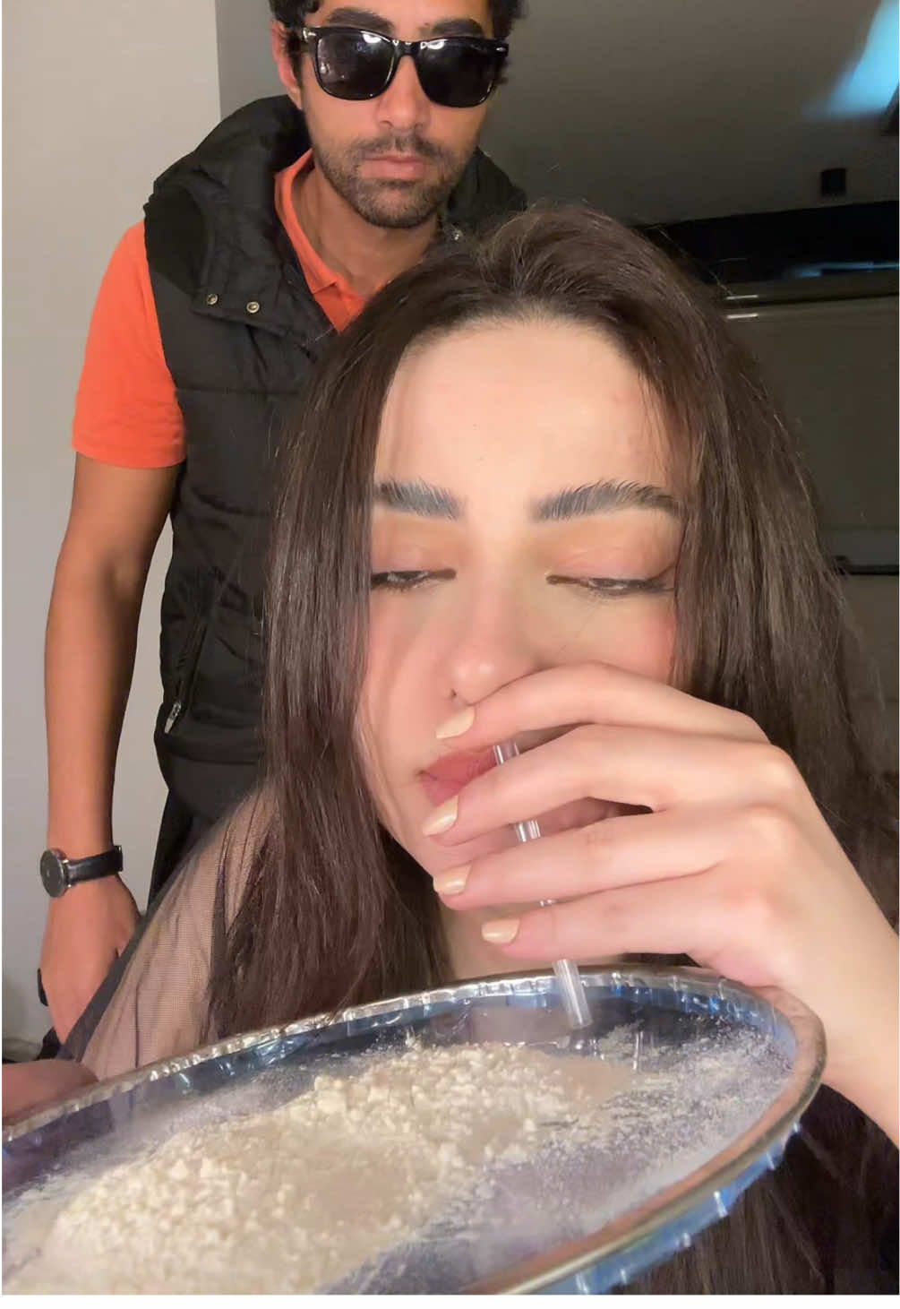 للأسف القلم كان بجد 🥊  بسنيف بشاليموه 👃🏻🥤  #ramadan2025 #sniff #mimic #fun #tiktok #couple #husband #wife #egypt #cairo #fy #fypage #fyp #viral #mohamedramadan #saudiarabia #trend #arab #ksa #explore #arab       