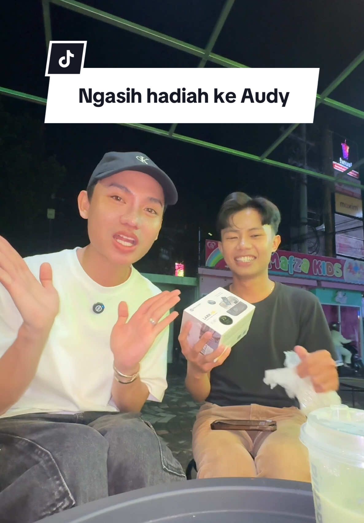 Biar makin semangat ngontennya ✨ @Audy Gerson Ruru 