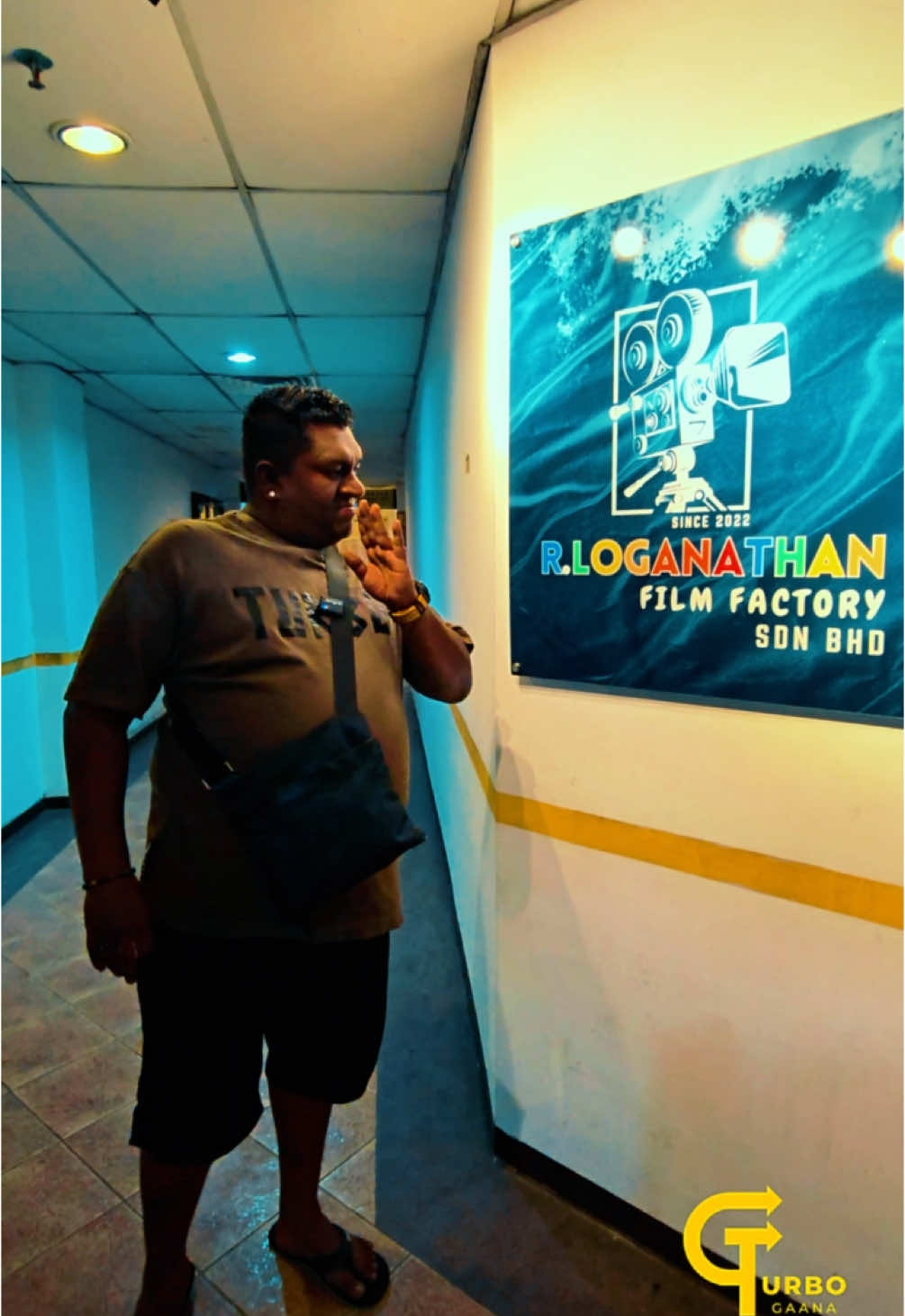 Hahahaha ramasamy back 😎😎😎😎😎😎😎😎😎 #pikkiroh #vedikiroh #terikeroh #fyp #foryou #srilanka #turbogaana #TikTokAwardsMY2024 #tamil #india #australia  @Surendheven Nair @Sha🦋 @CANEDY’S_CURRY_CORNER @DATO L.RUBAN @Machan Kopi Kadai@malli factory @MalliSilkPalacee @@Mafee 