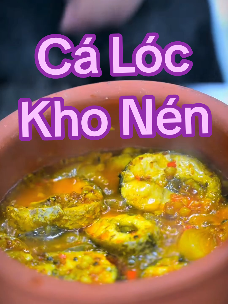 Cá Lóc Kho Nén ăn kèm mì Quãng miền Trung #nauancungtiktok #anngonnaugon #LearnOnTikTok #monngonmoingay