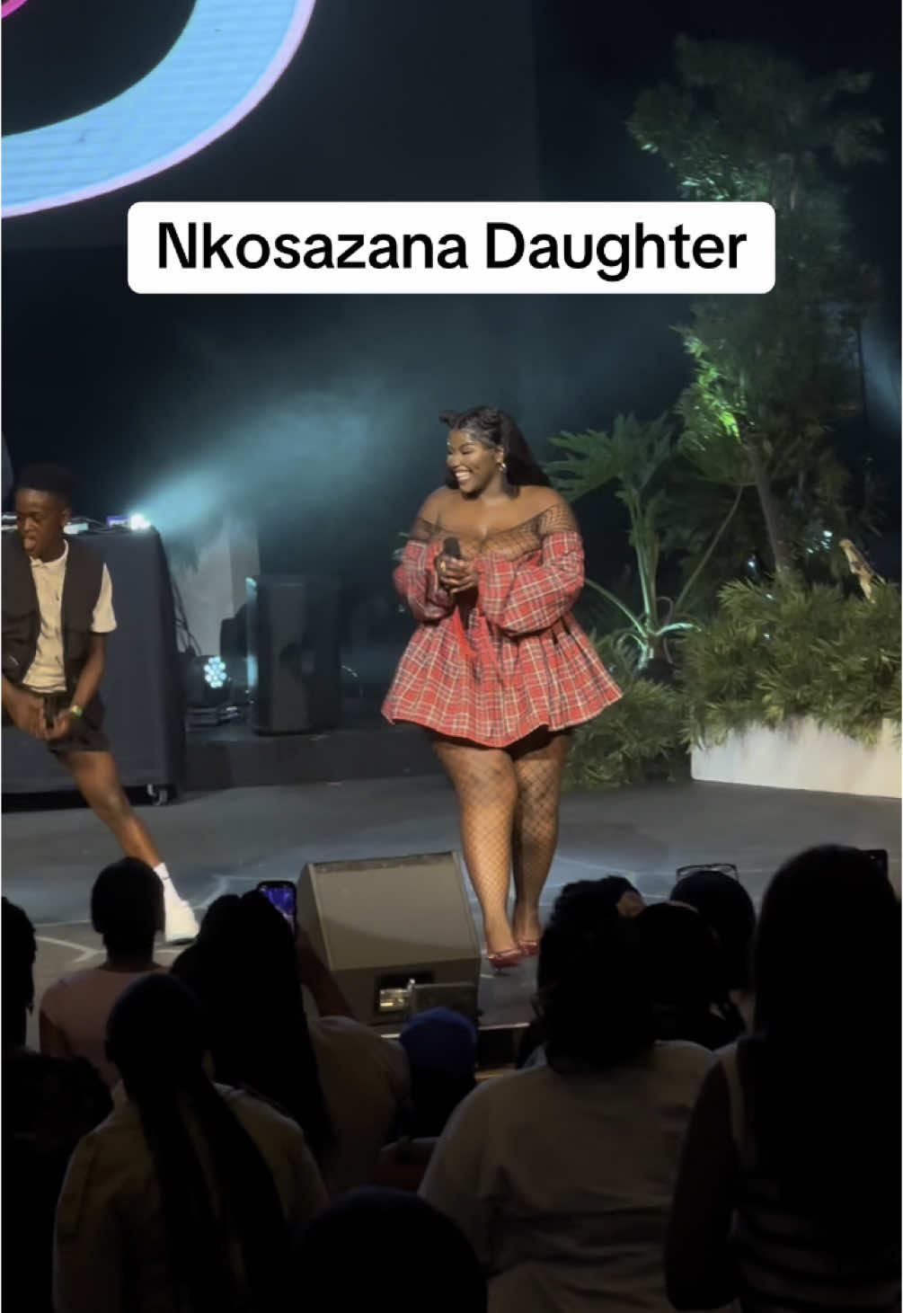 Love Tour with Cici and Friends JHB @Nkosazana_Daughter what an amazing performance ❤️🔥