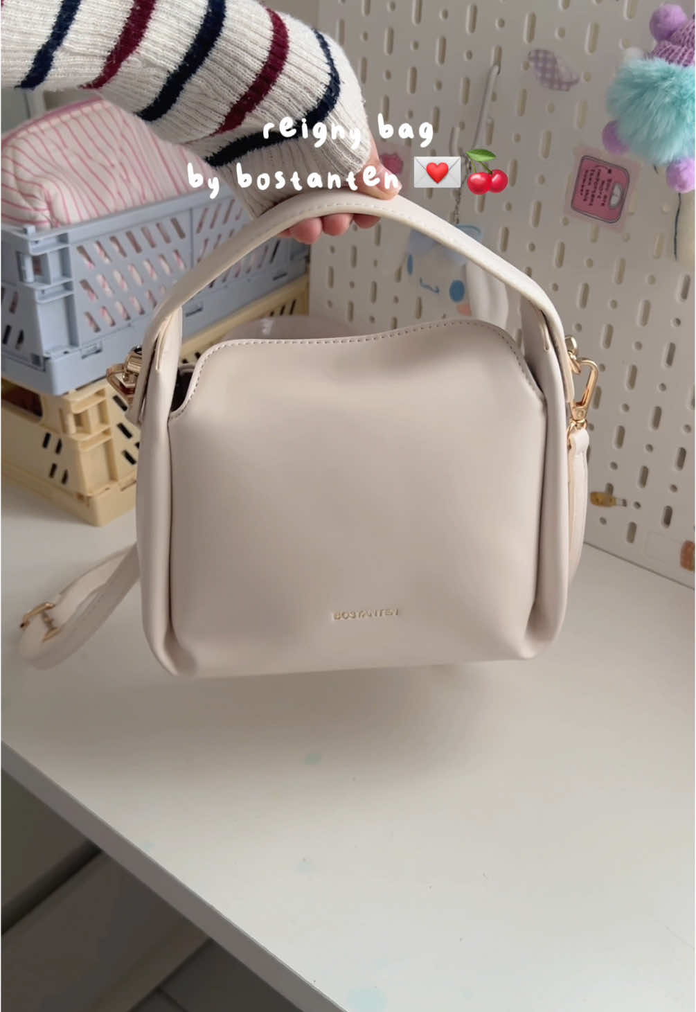 kayanya tas bostanten ga pernah gagal deh, selalu baguss! 😭💗 #bostantenbag #bostanten #taswanita 