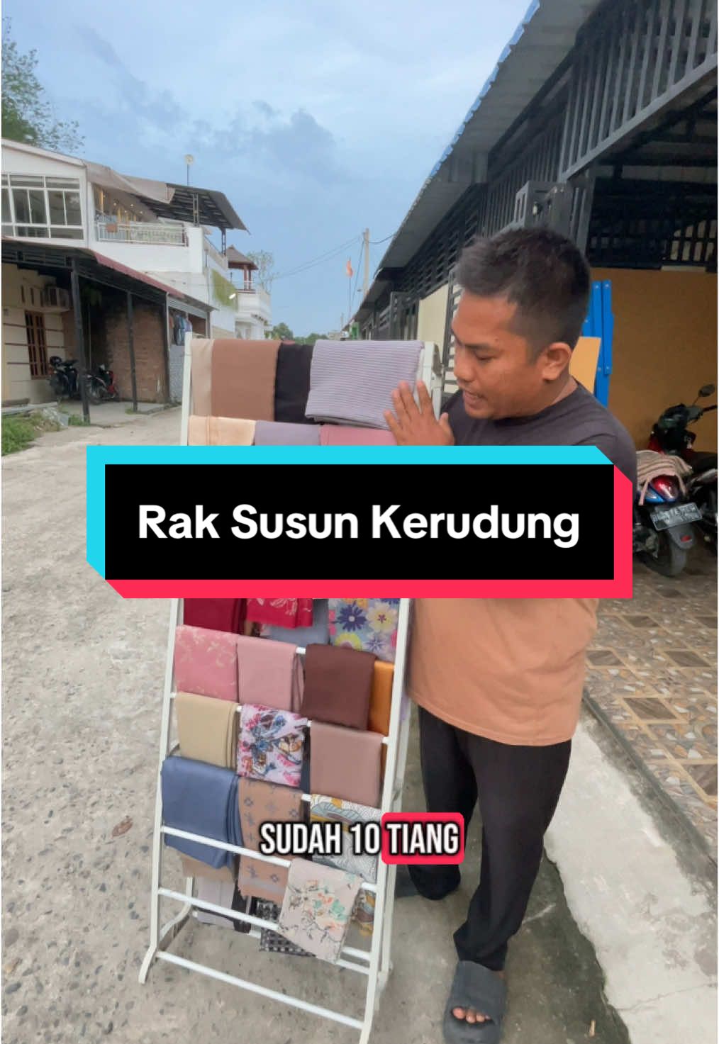 Rak Susun Kerudung / Rentengan 
