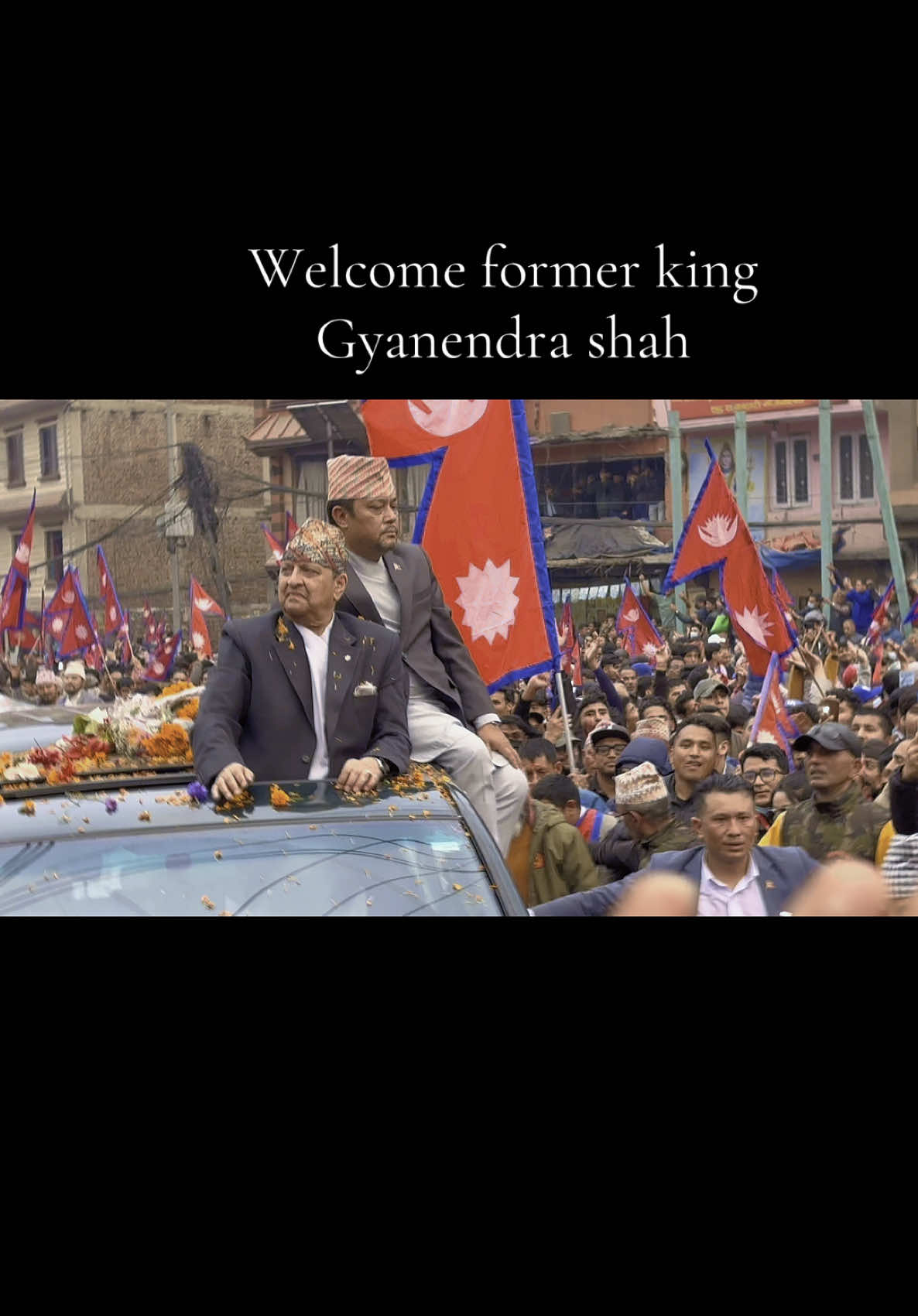 Welcome former king #jaynepal #welcome  #formerking #Gyanendrashah #king #crowd #fyp #foryoupage 