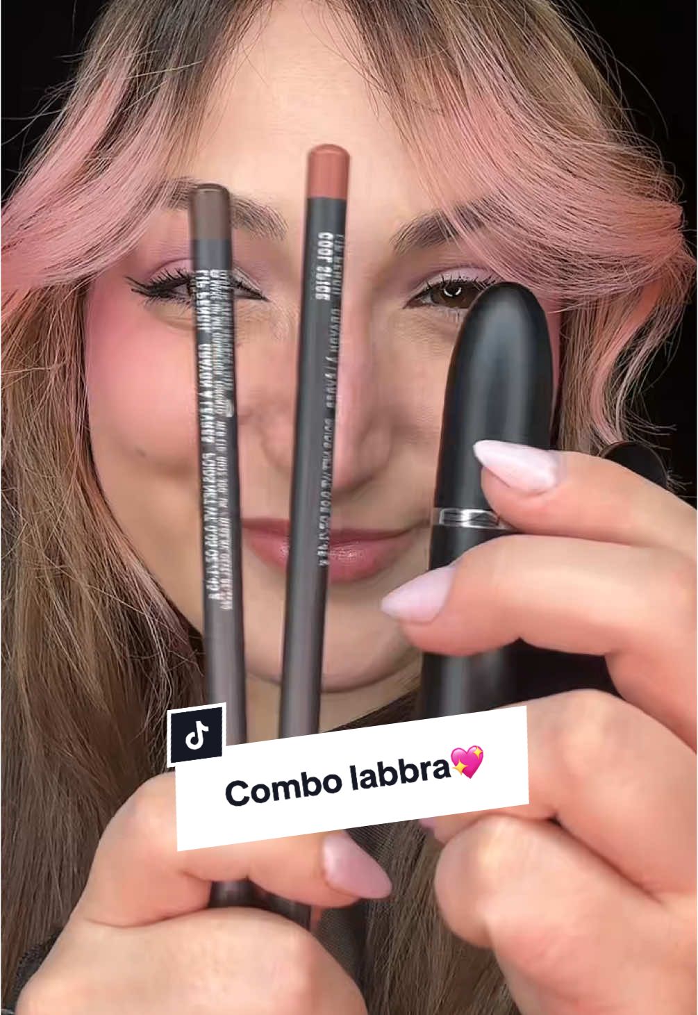 Vi sblocco qualche combo labbra che non potete perdere di @maccosmetics 💖 Dimmi la tua preferita 🫶🏼 #maccosmetics #lipcombo #macnudes #makeup #makeuptutorial #MACbackstage #emeacreator #mfw #maccosmeticsitalia @MAC_EDUCATION_ITALIA 