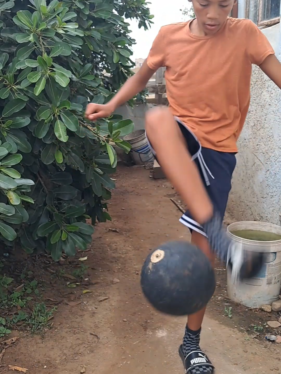 no need for a expensive ball #soccertiktok #footballtiktok #soccerball #expensive 