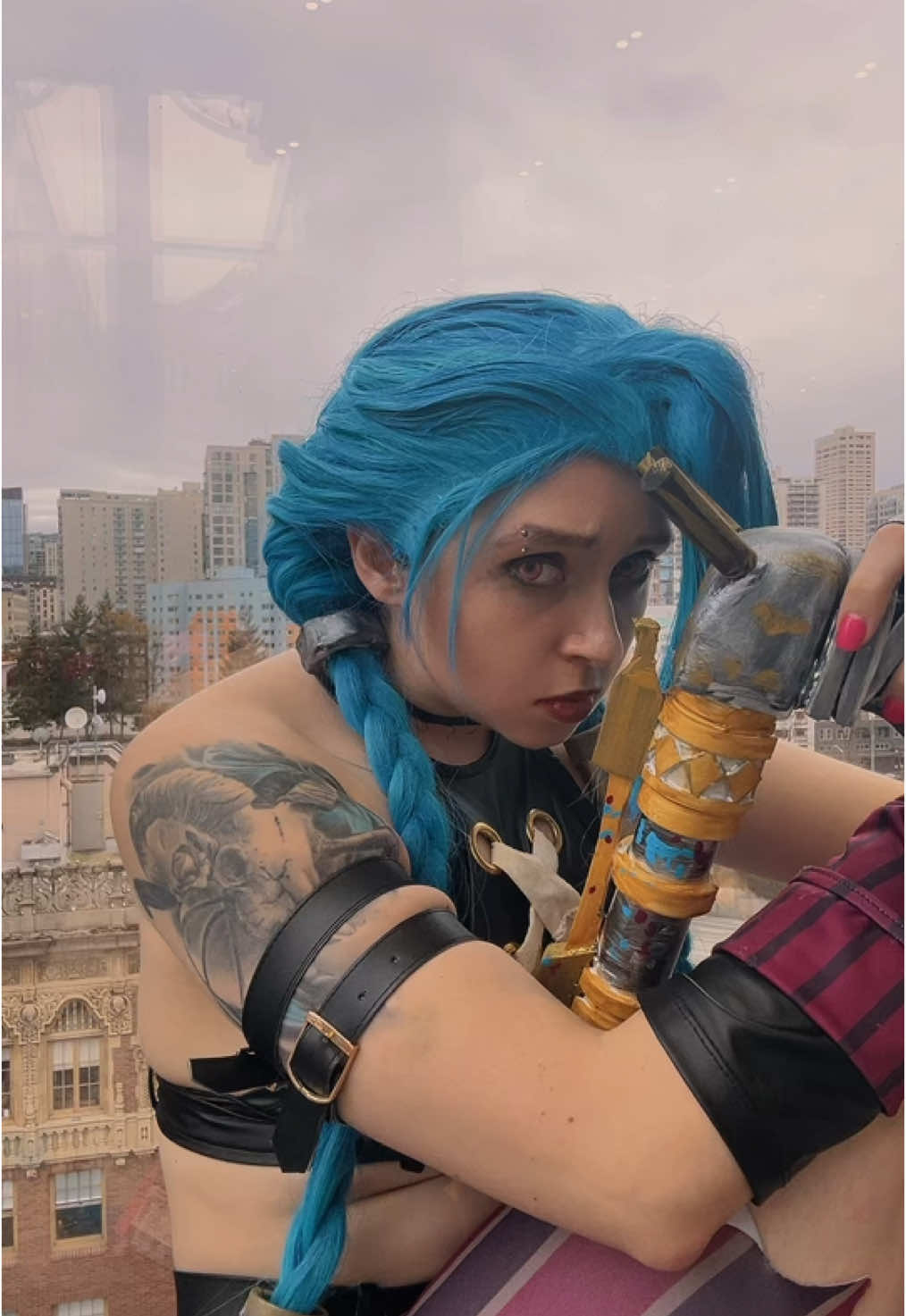 Last one… #arcane #anime #jinx #jinxcosplay #cosplay #arcanecosplay #emeraldcitycomiccon #ECCC 