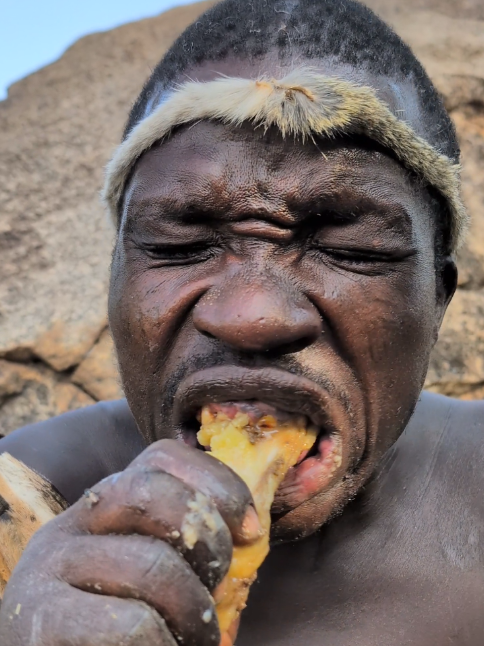 What a delicious Soup today 😋‼️😲 See How bushman enjoys his favorite meal middle of nowhere #FoodLover #africa #cooking #africastories #foryoupage❤️❤️ #africa 