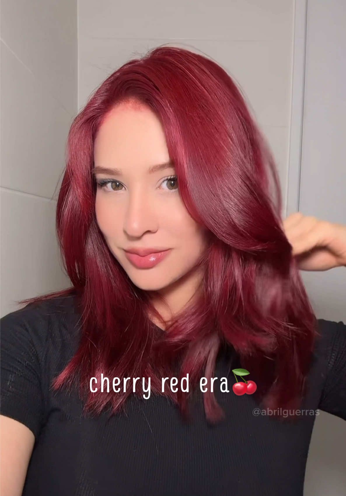 hello a mi cherry red era🍒✨ #haircolor #cherryred #pelirroja #redwine #cherrycola #tendencia2025 #cabello #colordepelo #hairtrend 