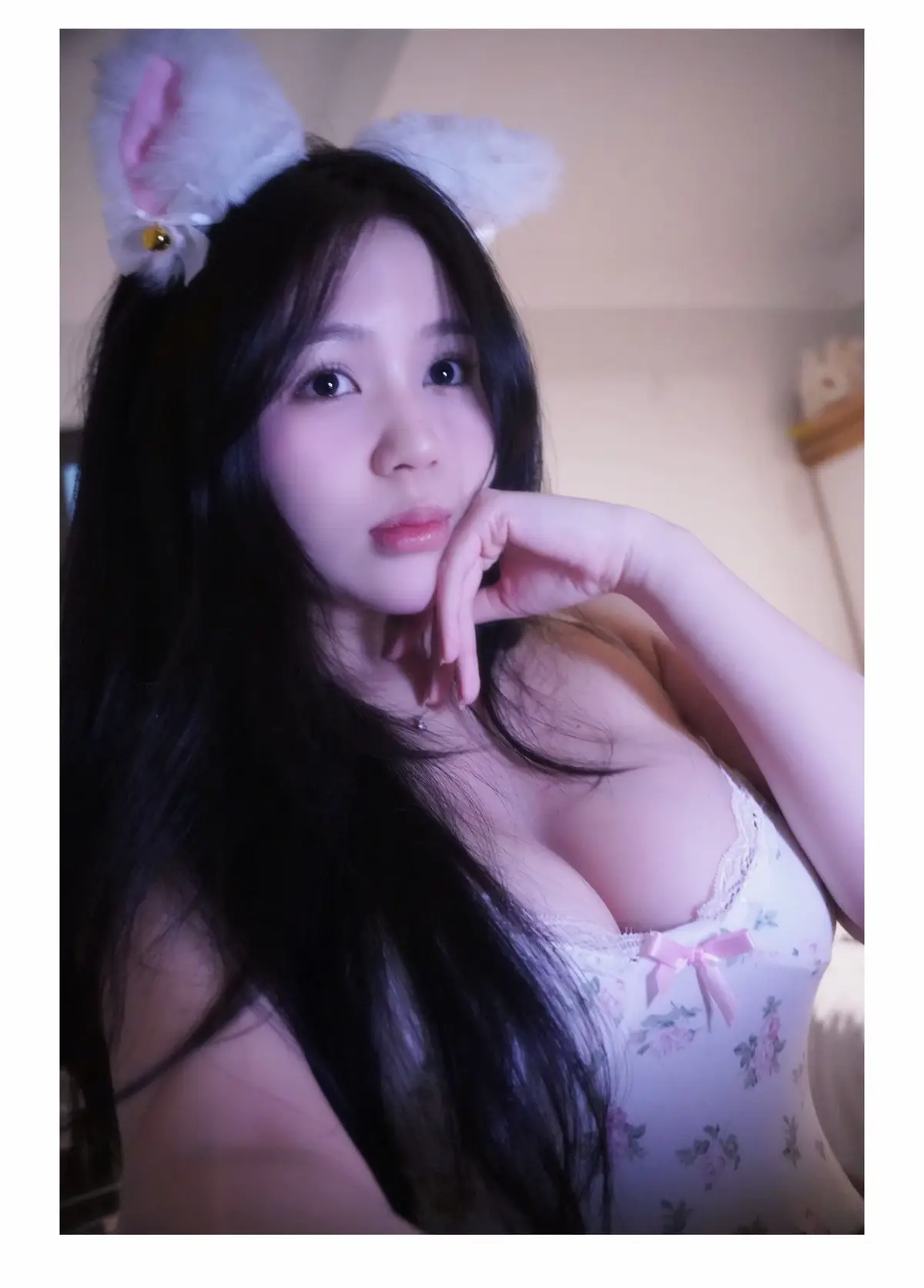 Vẫn đang nghiên cứu sao mình chụp ra được màu này  🥹 #thongoccc #foryoupage 