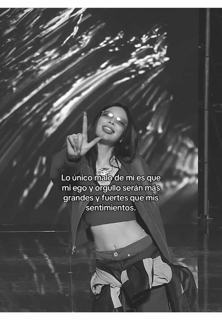 #JENNIE || Es lo único malo.  #jennie   #blackpink   #tiktok   #fypシ゚   #saquenmedelflop 