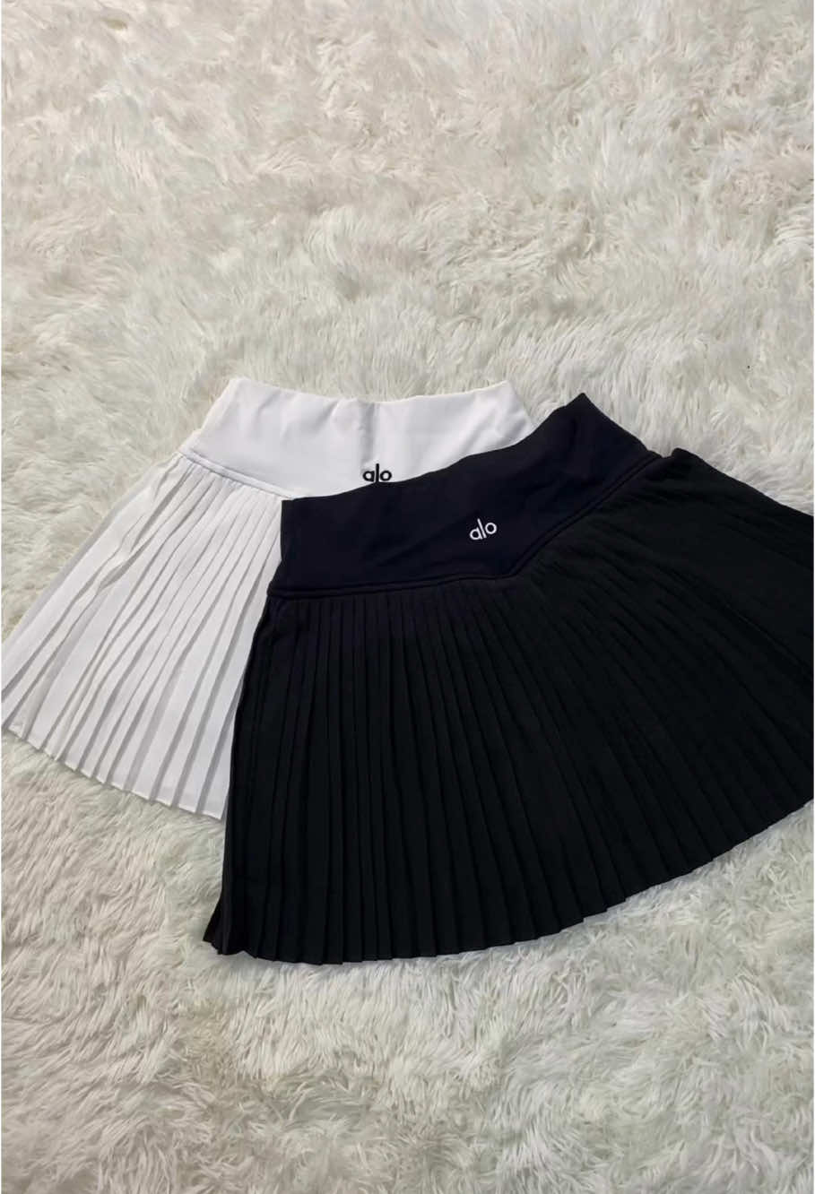 This alo skirt is too cute 🥰 #alo #OOTD #TikTokFashion #fyp #viralvideo #dress