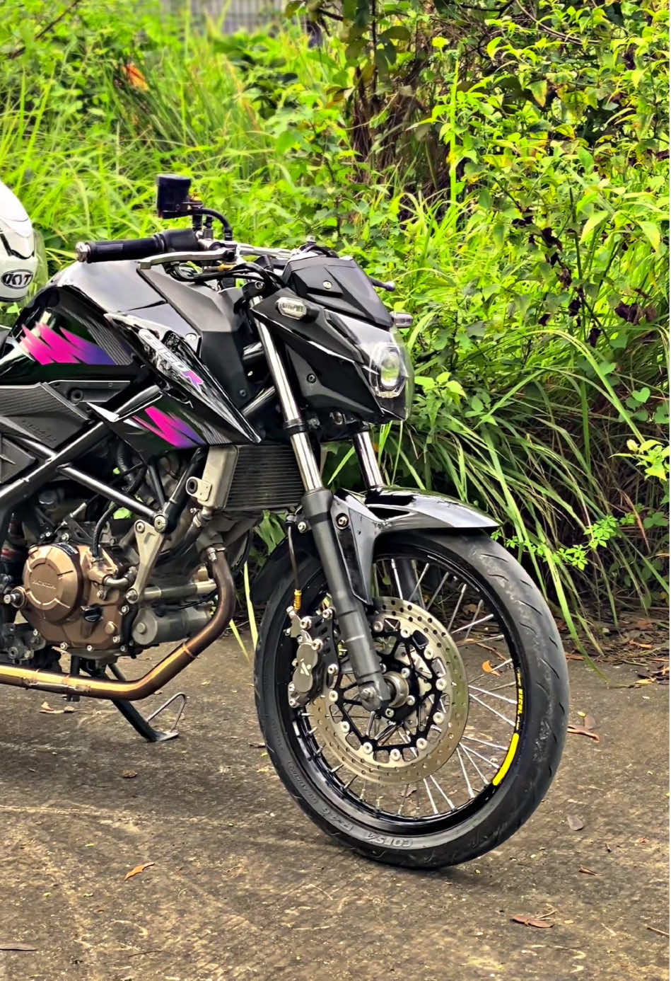 Menyatu dengan alam🍃 #blackgank🖤 #cb150rindonesia #cb150r #cb150rstreetfire #cb150rroadrace #k56gank #solostyle #cinematicvideo #cinematicmotor #foryoupage #fypviralシ #fypシ゚ 