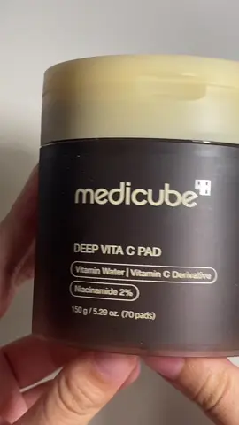 love love love #medicube #medicubetonerpad #vitaminc #niacinamide #skincare #skincareroutine #skincaretips #fyp #fypage #me #shouldbeme #studytok #study #student 
