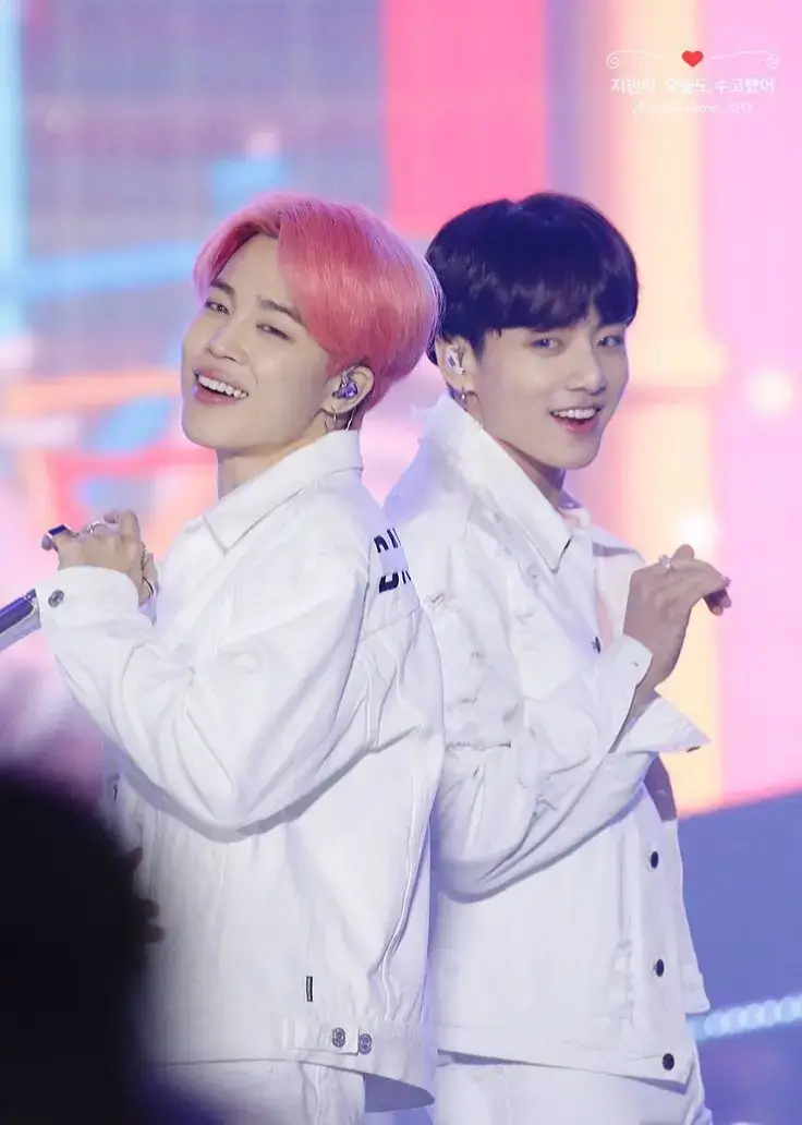 #Jungkook #jimin #jikook #bts #bangtan #weverse 