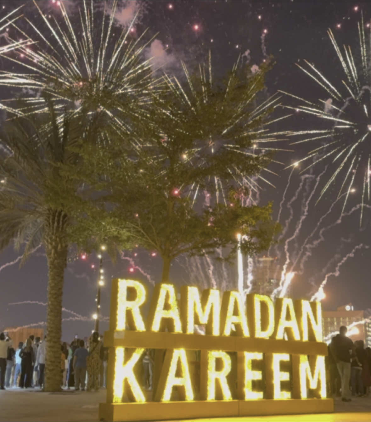 Dubai Ramadan Fireworks 🎇😍🇦🇪 #fypシ゚viral #fyp #dubai #Ramadan #dubai🇦🇪 #viral_video #ramadan 