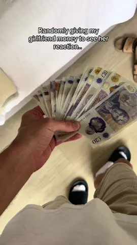 Her reaction was so cute 🥰🥹  #couple #Relationship #prank #girlfriend #fyp 