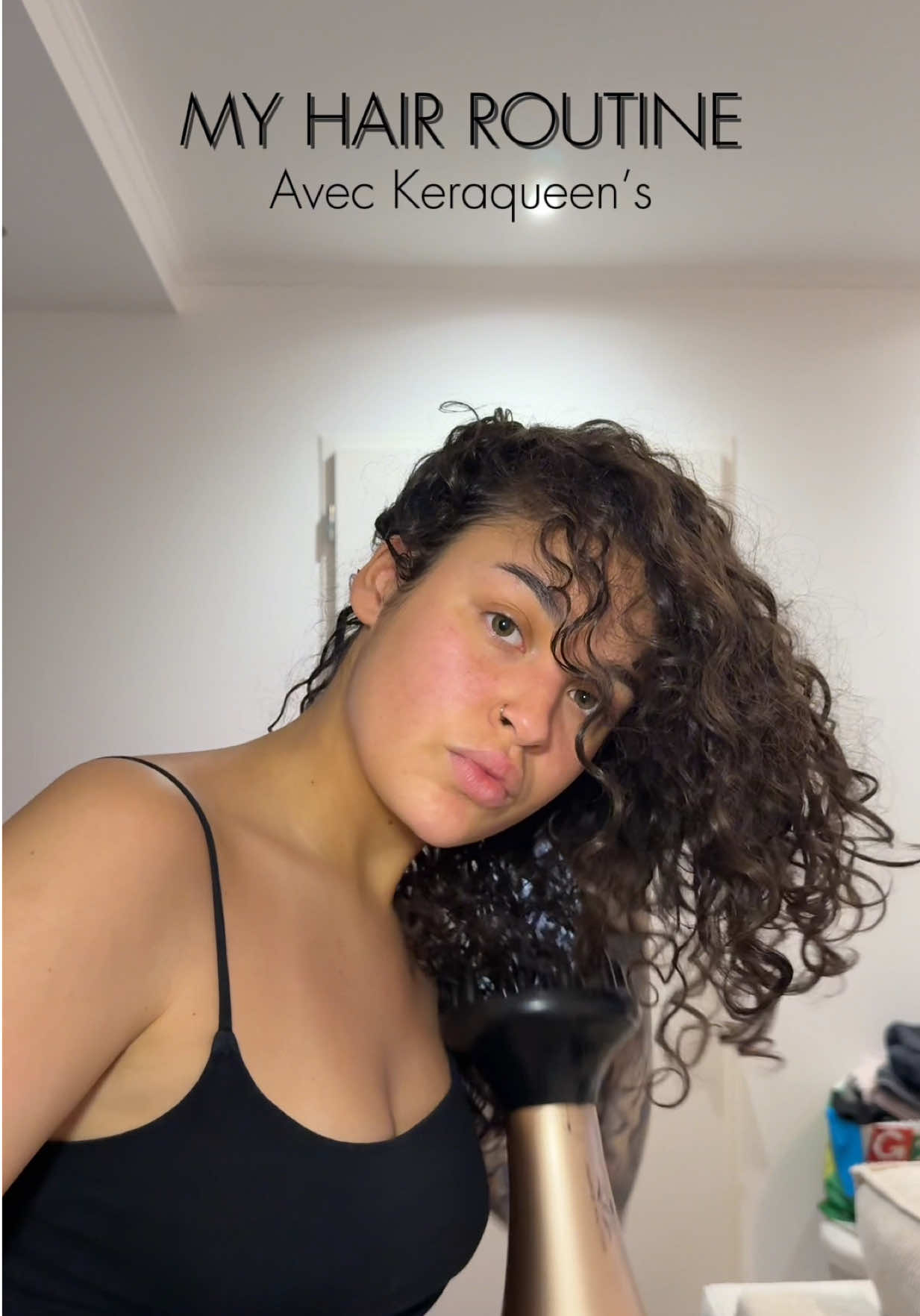 Ma routine capillaire avec @Kera Queen’s officiel 🇫🇷  Avec le code promo : QUEEN50 bénéficiez de -50% sur tout le site + livraison offerte dès 50€ !  @JKE AGENCY 💙 