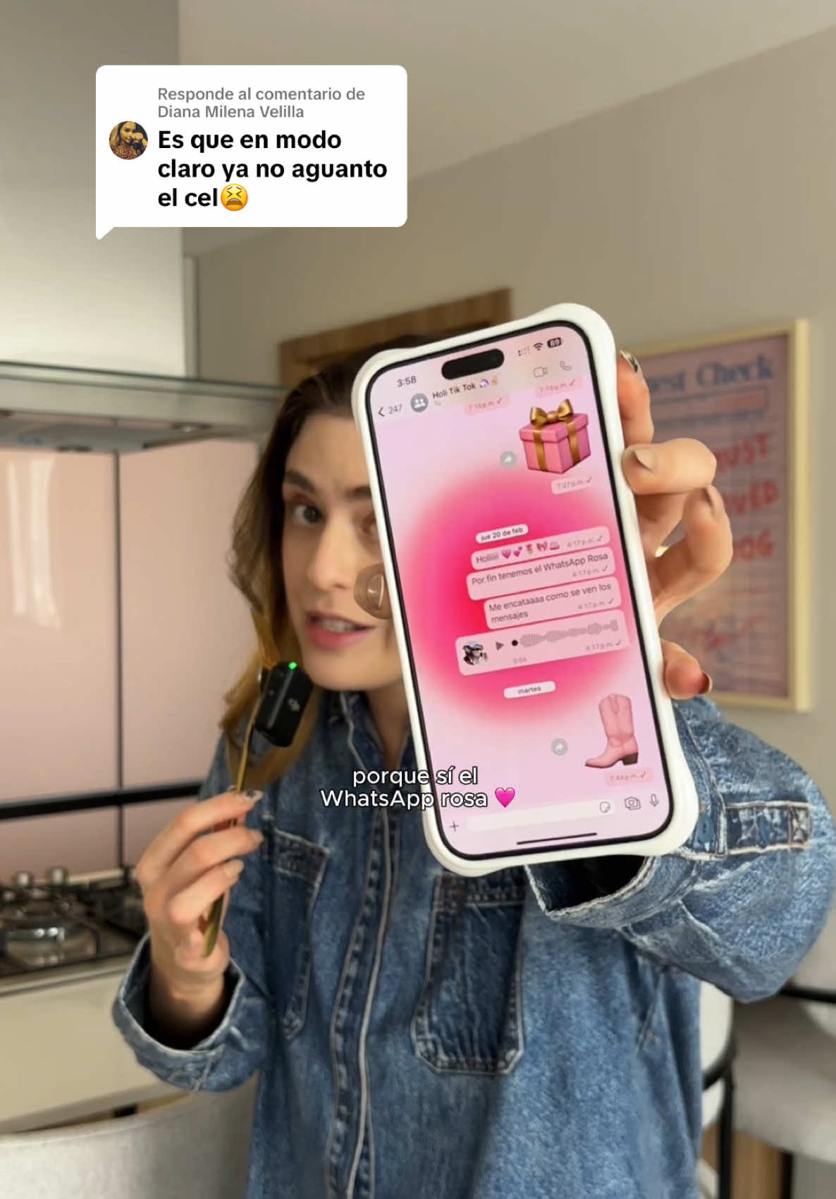 Respuesta a @Diana Milena Velilla solución para tener WhatsApp rosa con el modo obscuro del iPhone 📱🧚🏻‍♀️💕✨ #whatsapptips #atajosiphone 
