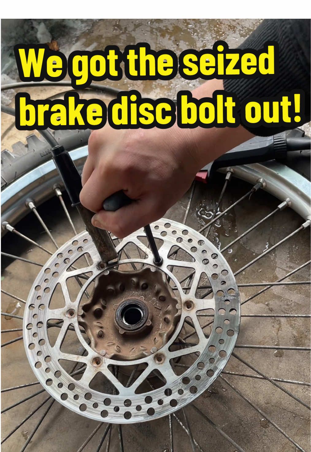 We got the stripped sprocket bolt out and polished the brake discs! 🔥🙏 Sorry for making this multiple parts, it’s either 3 videos or 1 video you guys won’t get till later! 🫡😂 #darzrt #yz125 #yz125x #yz125💙 #yamaha #2stroke #yz85 #yz85💙 #mototok #foryou #fyp  