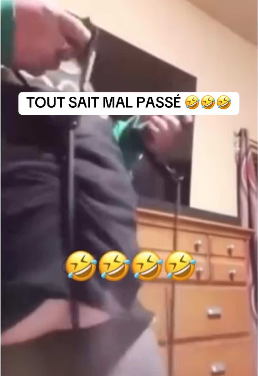 😅😅😂😅😅 #funnymoments #tik_tok #drole #mdrrrrrr🤣🤣🤣🤣🤣🤣🤣🤣 