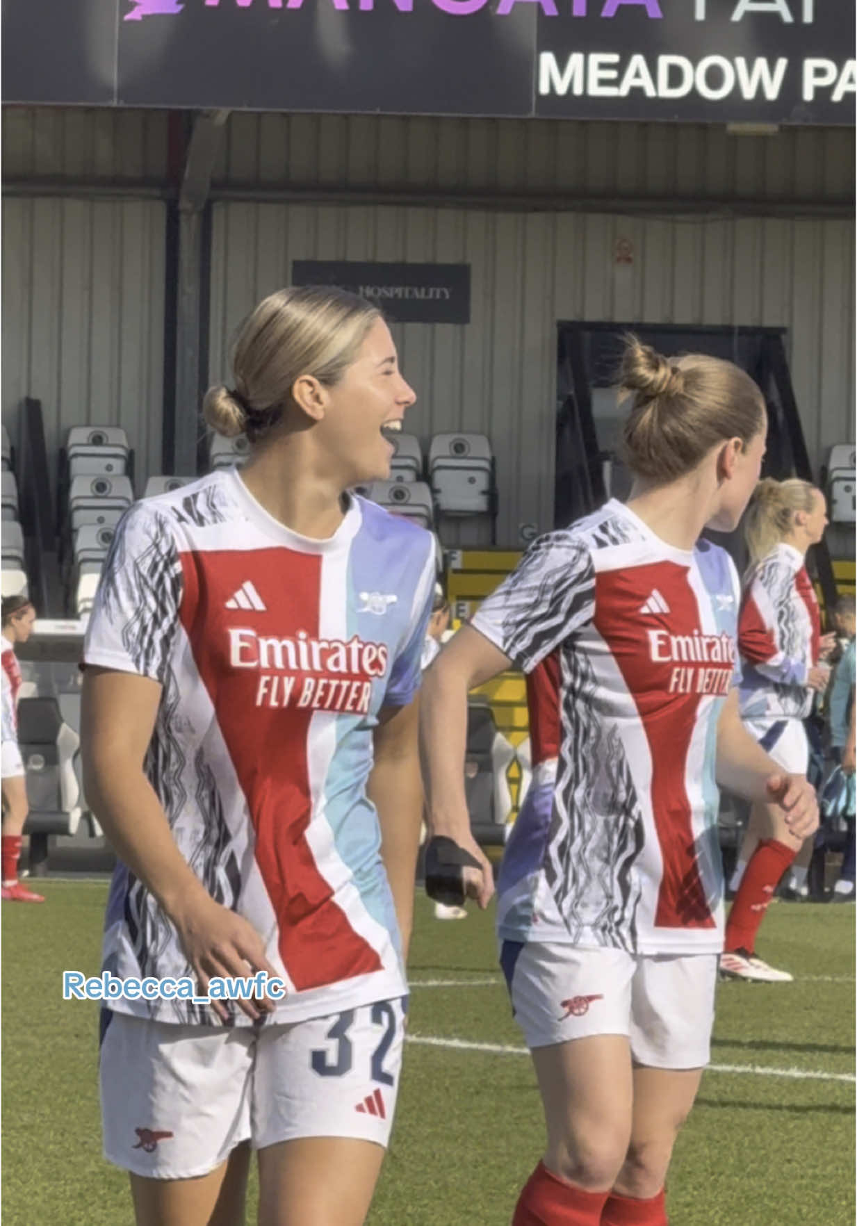 Kyra 🥹🩷 @Arsenal Women #awfc #woso #football #WomensFootball #womensworldcup #arsenal #arsenalfc #arsenalwfc #emilyfox #katiemccabe #alessiarusso #bethmead #arsenalwomen #liawalti #lottewubbenmoy #kimlittle #leicestercity #stinablackstenius #caitlinfoord #stephcatley #kyracooneycross #wsl #forupage #foryou #foryoupage #fyp #viral #blowthisup 