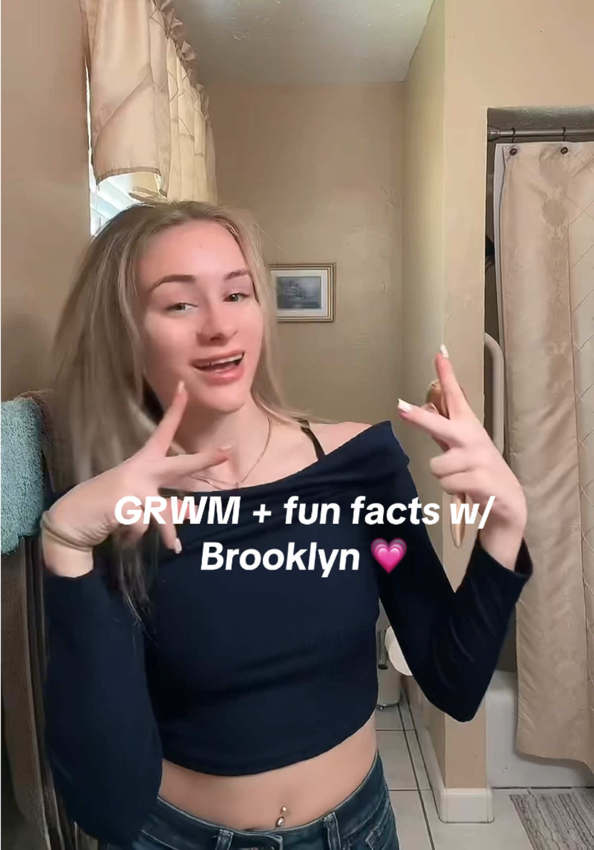 Getting stung by a jellyfish?!!? 😮 Meet and follow our girl Brooklyn 💞💞 @Brooklyn Juvé #funfacts #thesororitygirlz #fypシ #grwm #contenthouse 