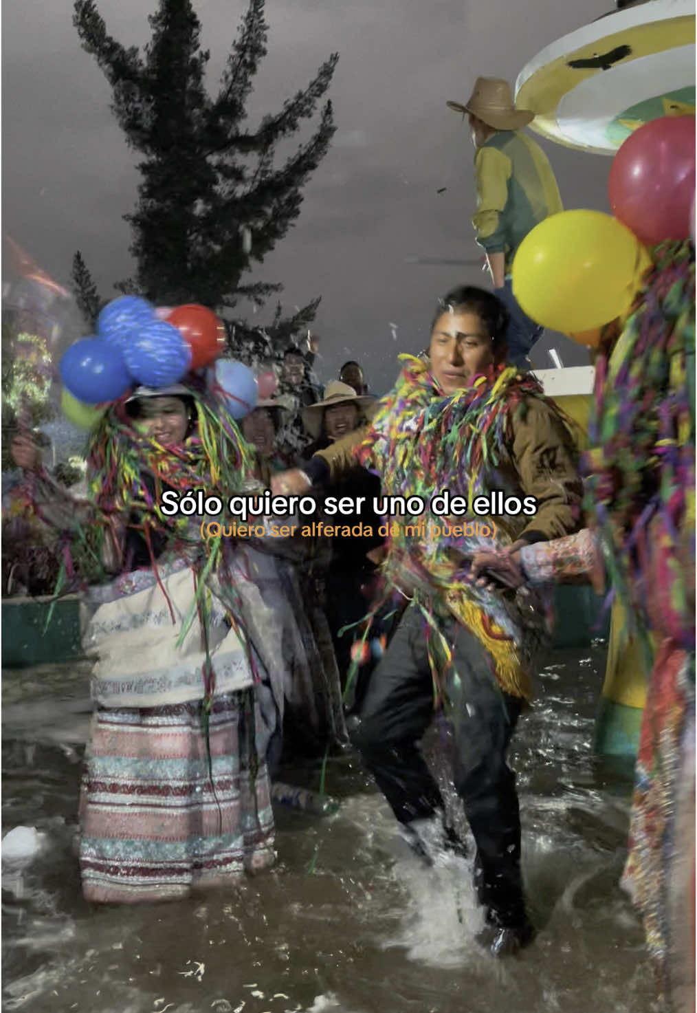 No quiero, ¡necesito! 🥳🎉🎊 #alferados #fiestapatronal #pueblitosmagicos #carnaval #achoma #caylloma #colca 