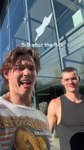 5-9 after the 9-5 with @willcollins___  Did we eat the chips? Keep making it happen #Fitness #motivation #fitnessmotivation #healthylifestyle #twins