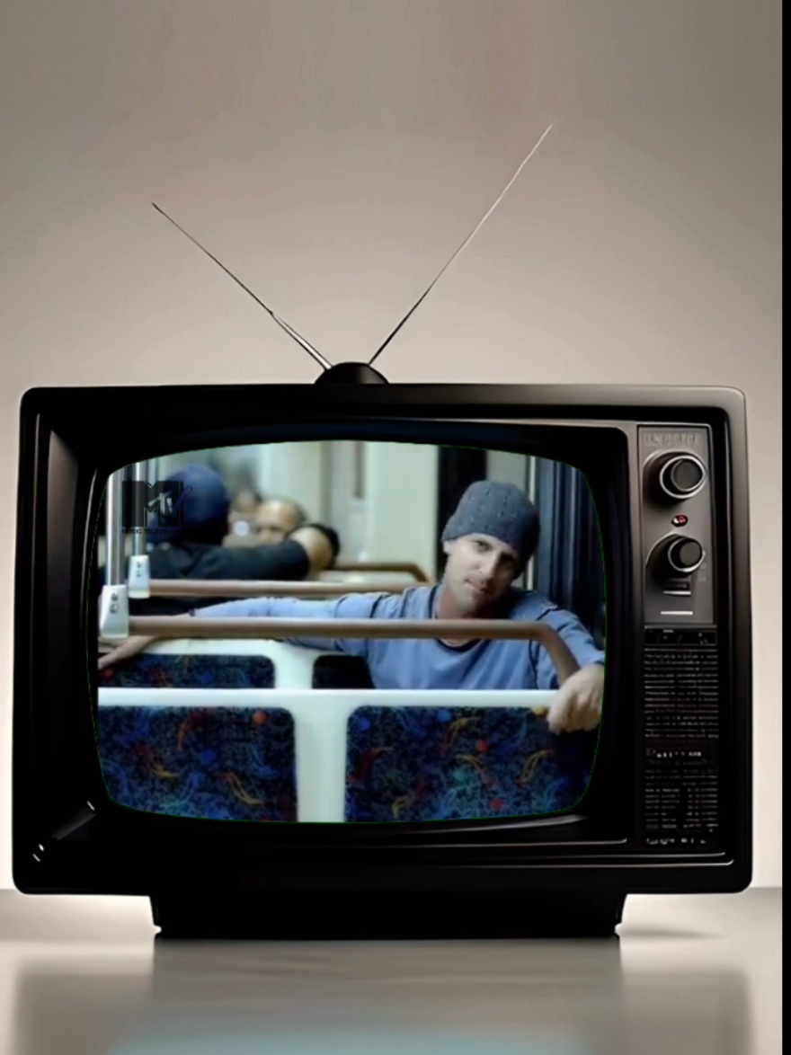 Daniel Powter - Bad Day (2005) #danielpowter #badday #2000smusic #mtv #musicvideo #JelajahRamadan #bringbackmtv 