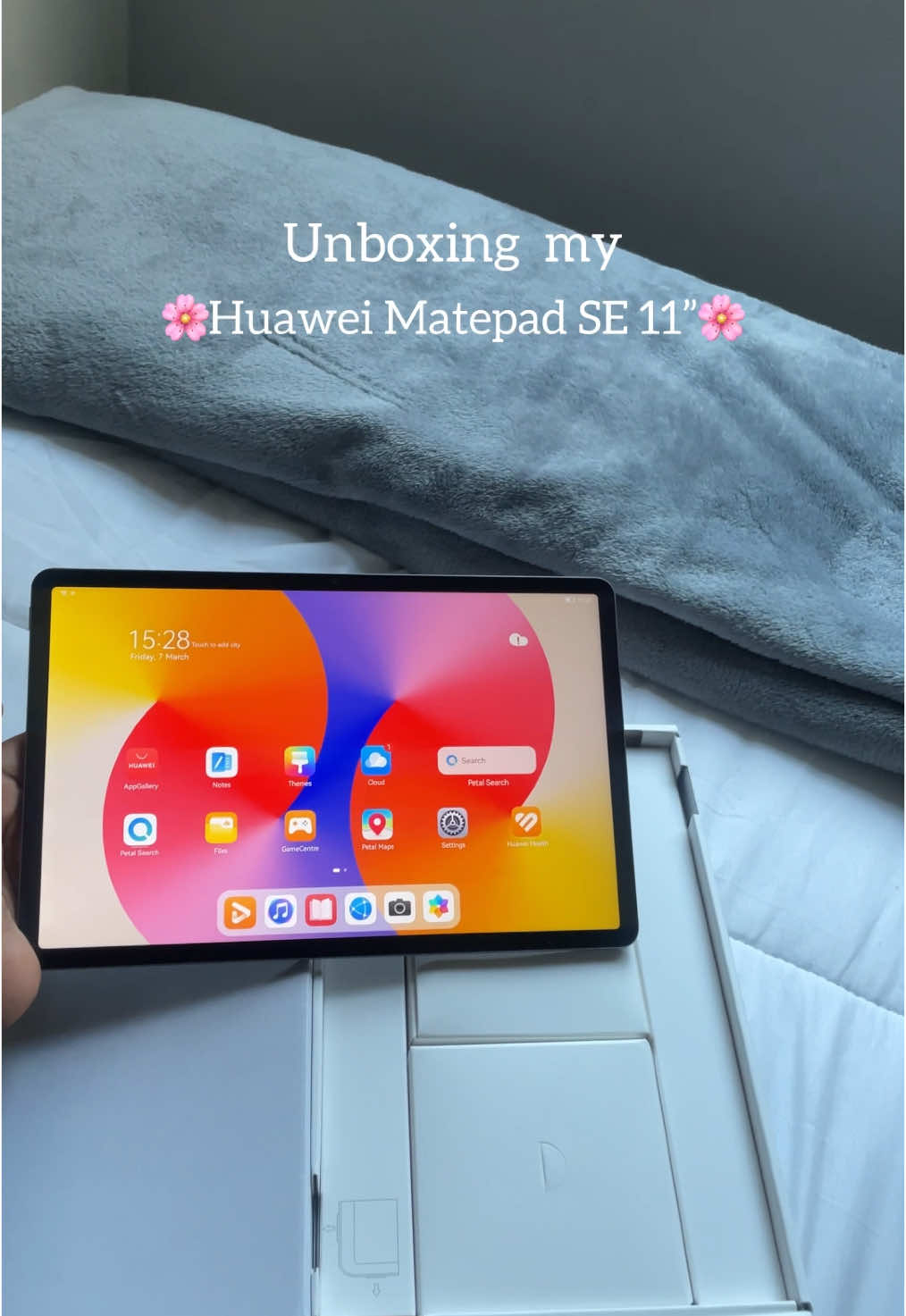Unbox my new baby with me🤍🌸#huawei #huaweimatepadse11 #matepadse11 #huaweipen #padpen #unboxing#unboxingvideo #unboxingasmr #unboxings 