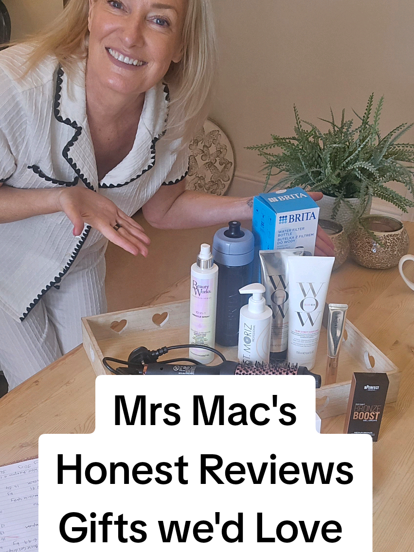 Ladies Gift Ideas. Happy Mothers Day or let's just treat ourselves 💗💗💗 #mothersday  #giftideas  #queenofthefads  #midlife #fiftyfive  #ProductReviews, #AffordableFashion, #agePositive #MenopauseStyle, #MidlifeReviews #MidlifeReviews, #Women55Plus #TikTokMadeMeBuyIt, #Over50Style, #HonestReviews