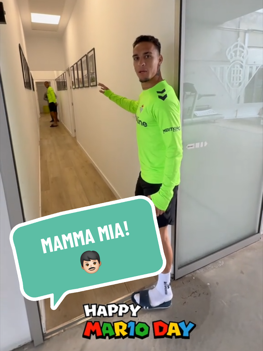 ℍ𝕒𝕡𝕡𝕪 #𝕄𝔸ℝ𝟙𝟘𝔻𝕒𝕪! 👨🏻🔧 #mariobros #betis #deportesentiktok #tiktokfootballacademy