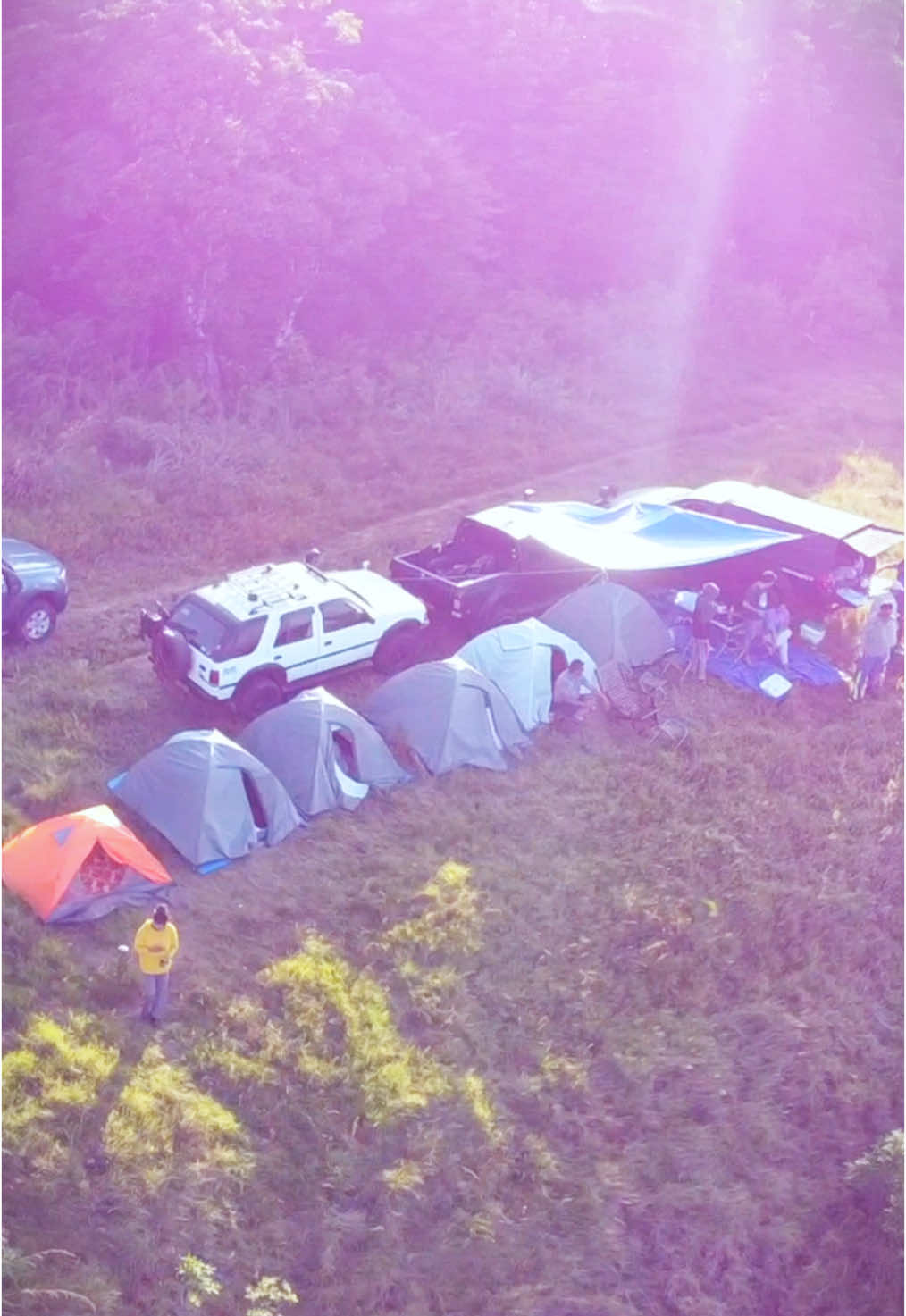 Freedom is invaluable 🥰  @shensamarathunga @destiny__d22 🇱🇰 @Irshan @__Sadeesha__ @sl_runaway_girl @Sam the Juke Box  #spaoffroadclub #overlanding #overlanding4x4 #mountainview #srilanka #travelsrilanka #getaway #srilankatourism 