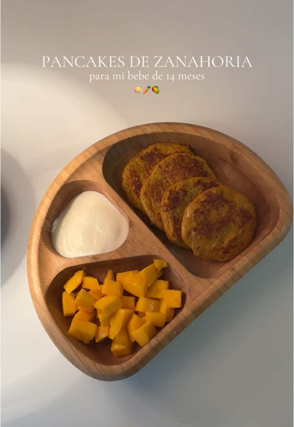 Yo hago pancakes de lo que se pueda 🤭🥕  #babyfood #ideasdecomida #blw #blwideas #blwrecipes #comidaparabebes #babyfoodrecipes #babyfoodideas 