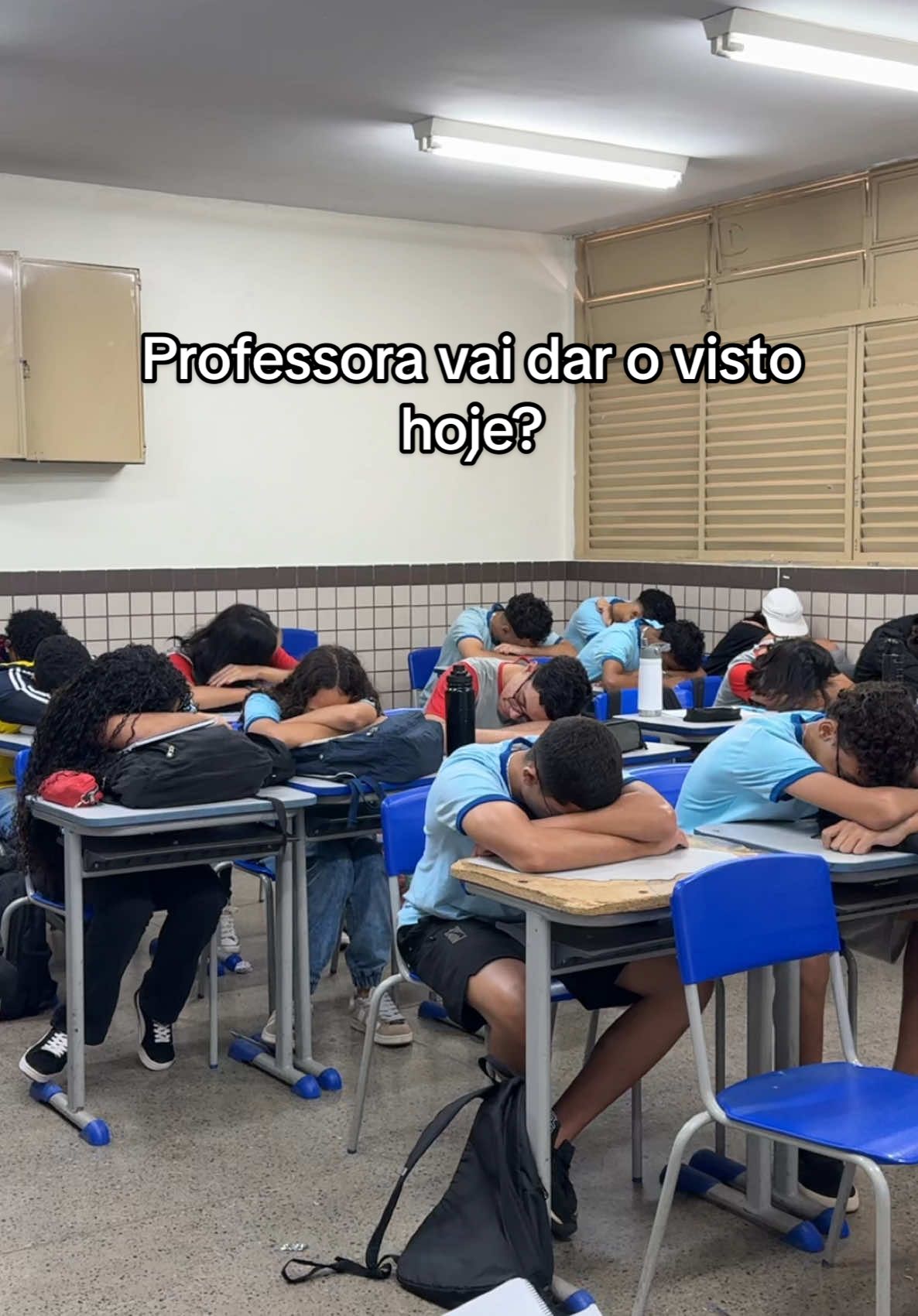 Sem visto, sem aula 🤷🏻‍♀️ #terceirao #videoterceirao #ultimoano #fyp #professor #aula 