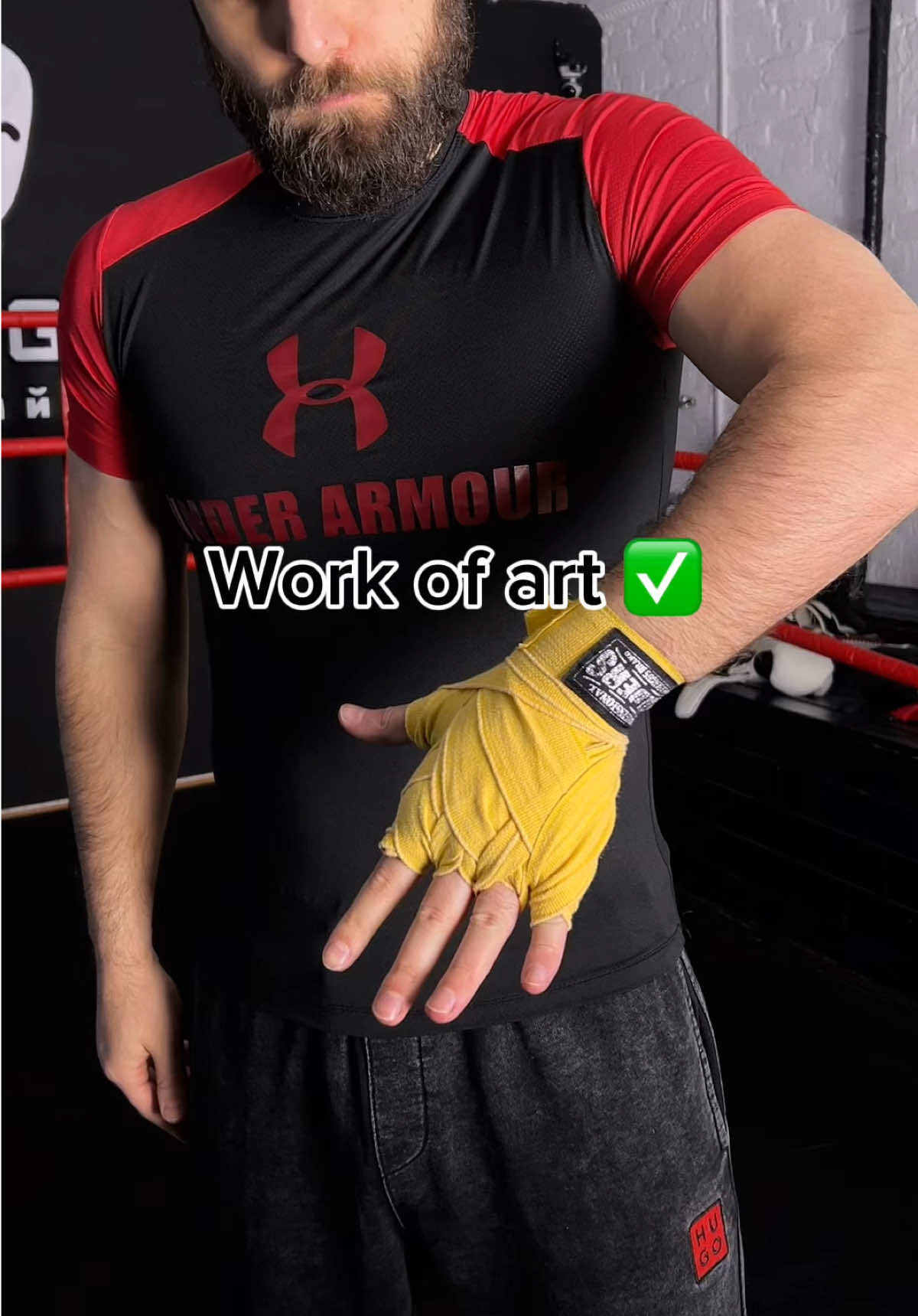 Mexican wrap—comfort, protection, power! Do you wrap up before a fight? ✔️🥊 #boxingtips #boxingtraining #boxingskills #boxingday #handwrap #handwraps #boxingmotivation #boxingteaching #boxingtechnique #boxingcoach #boxingtrainer #boxinglife #recommendations #fyp #boxeo #boxe #vendaje #vendas #vendajeboxeo 