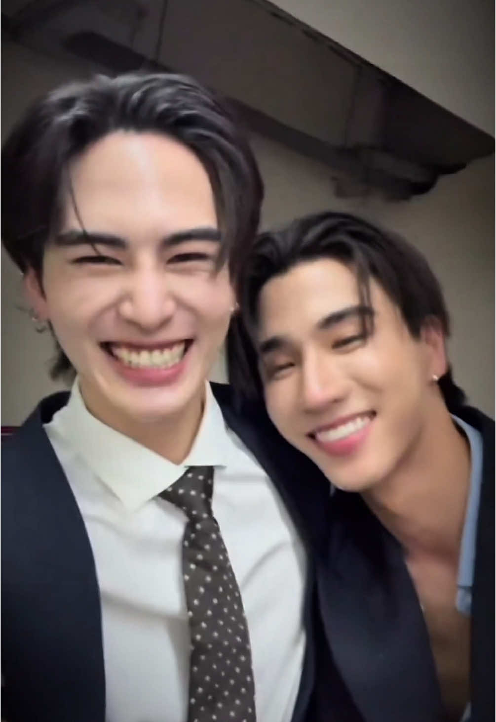 อยู่เป็นรอยยิ้มให้กันและกันไปนานๆเลยนะ #เพิร์ธแซนต้า #perthsanta #santapp #perthtanapon #fyp #ขึ้นฟีดเถอะ #foryou #CapCut  