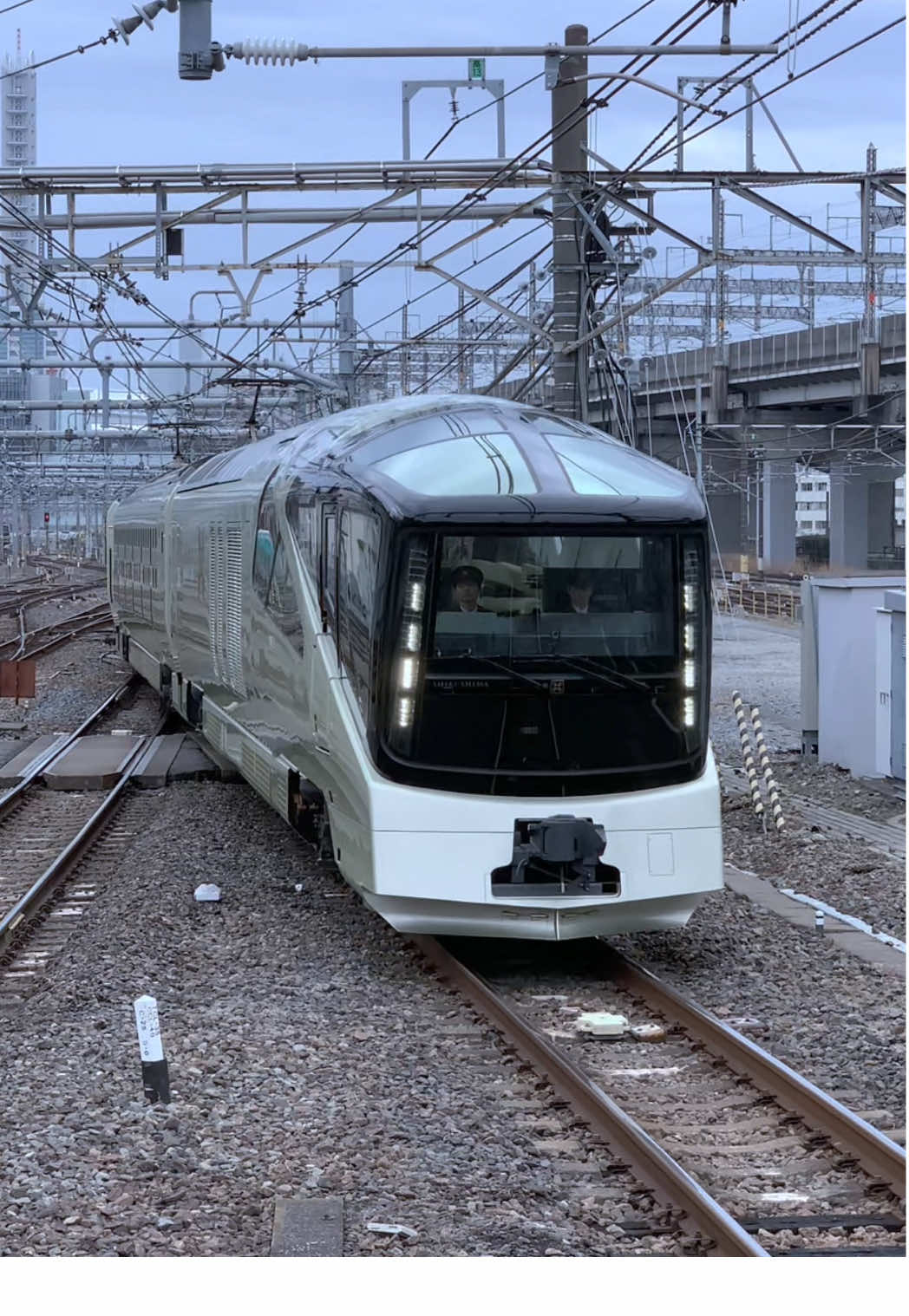 🇯🇵Train Suite Shiki-shima: One of the Most Exclusive and Expensive Trains in the World