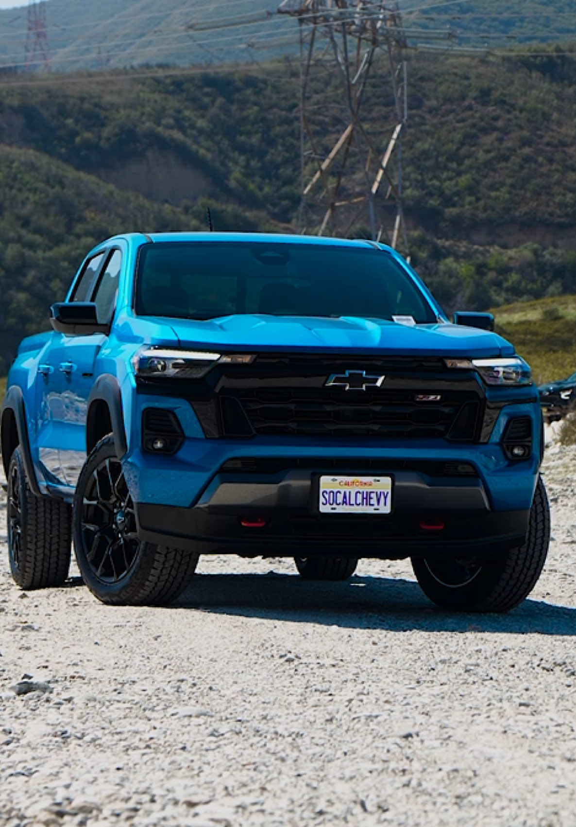 Conquer every road and trail with the 2024 Colorado Z71. Bold style, unmatched power, and adventure-ready performance—it's time to elevate your drive. Highlights 🌟 -Flex ride mode system  -Power Outlet with 120V -LED headlights and fog lights and heated outside mirrors 🎥: 2024 Colorado Z71 in Blue